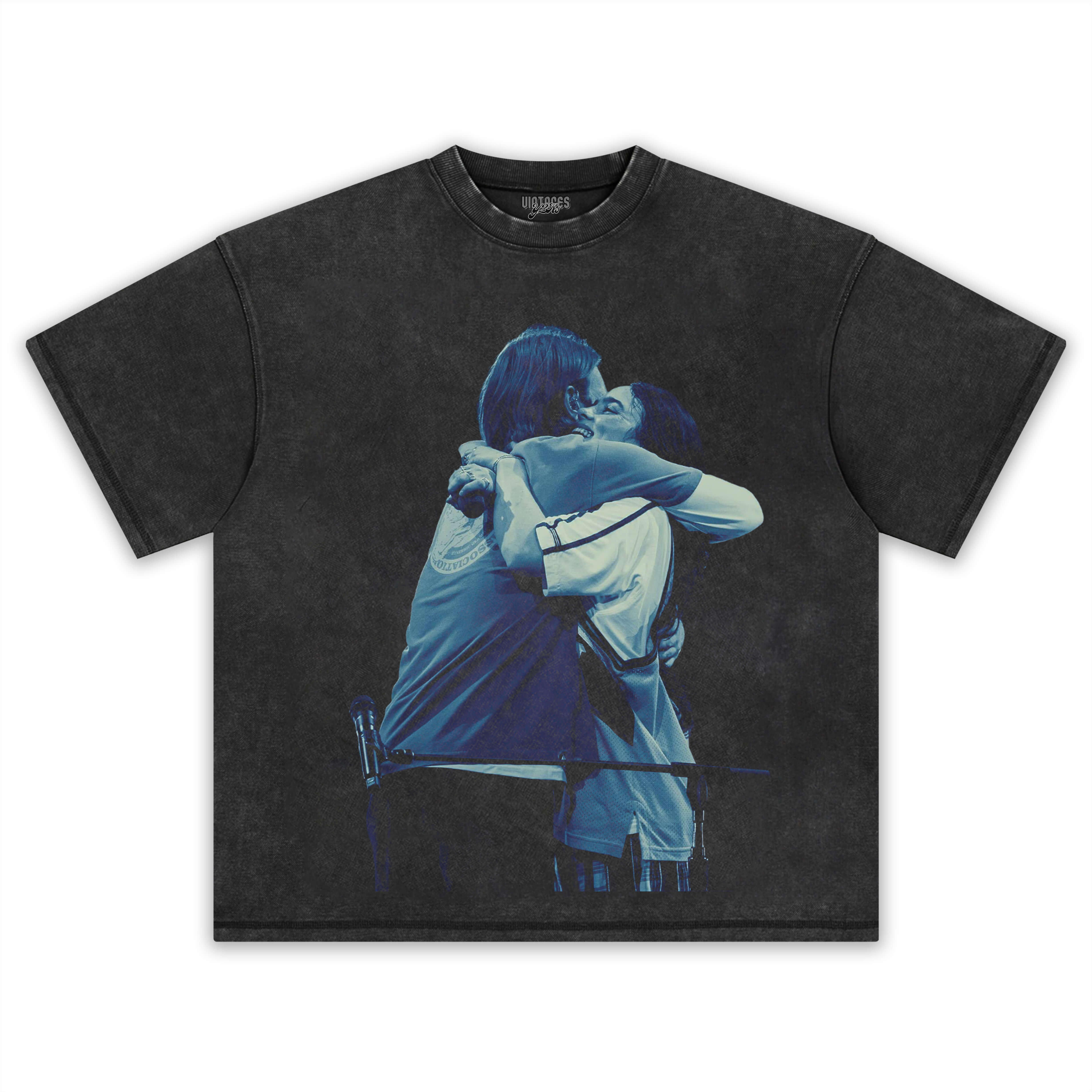 BILLIE EILISH & CONCERT TEE 4
