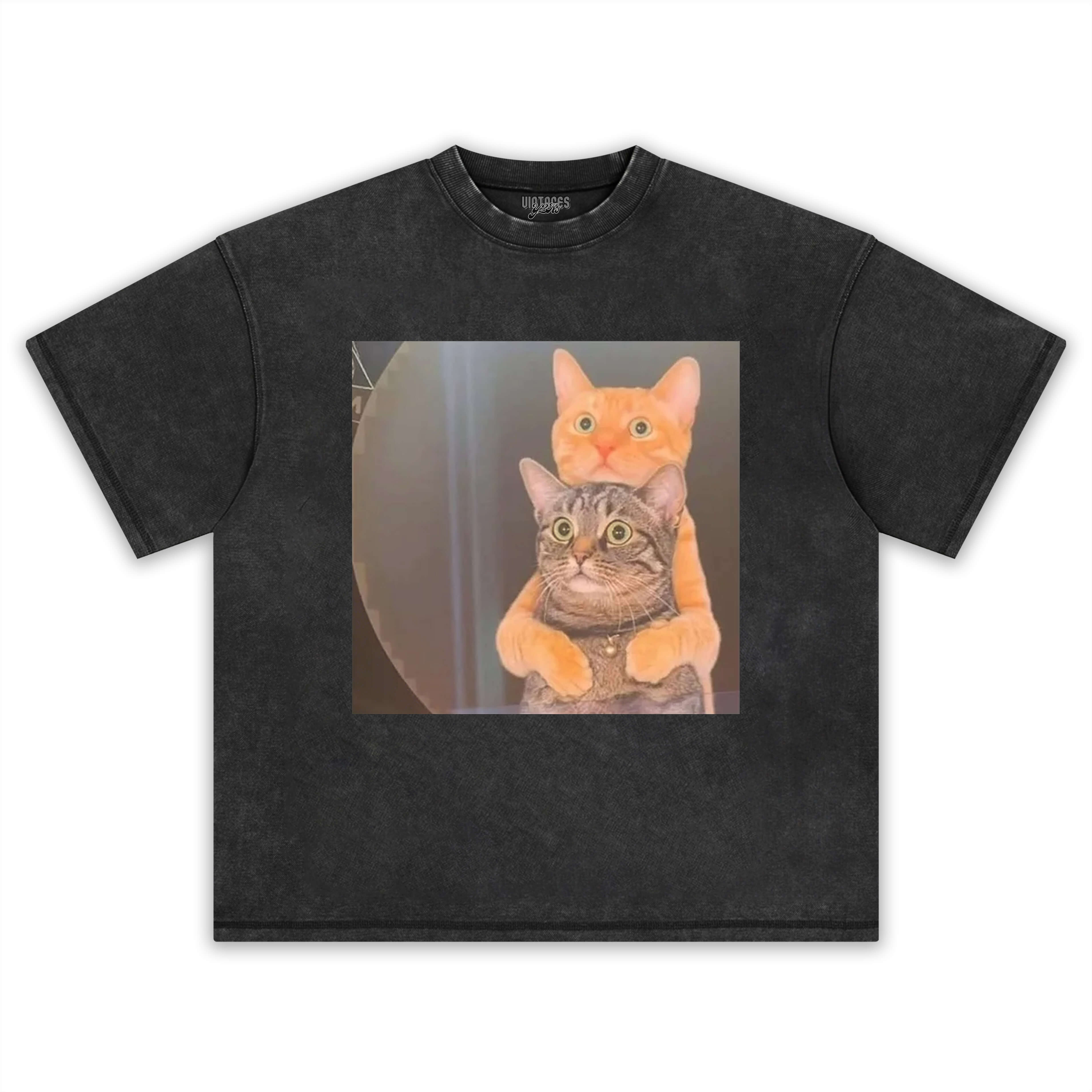 EMBRACING CAT TEE