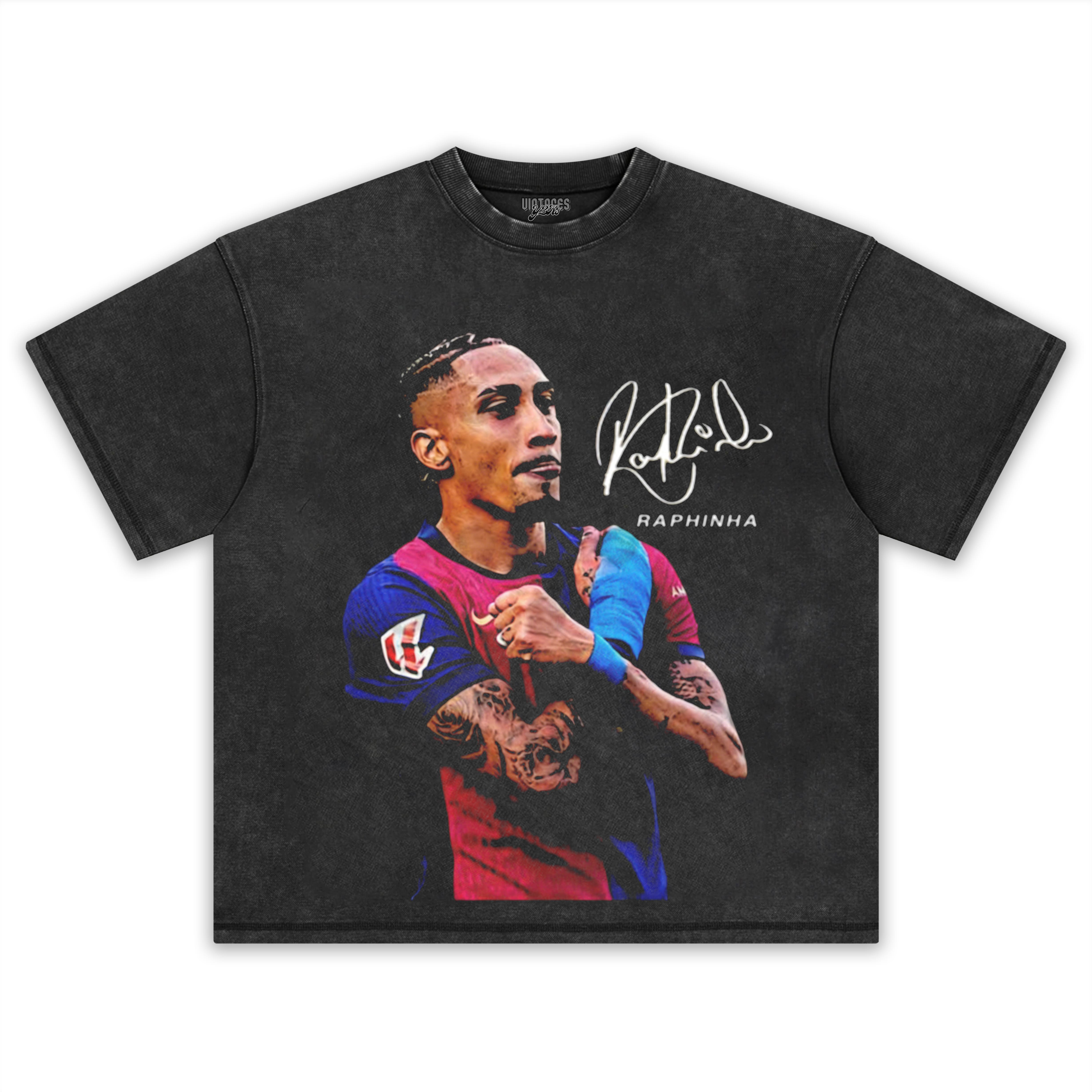 RAPHINHA POSE TEE & LS & HOODIE